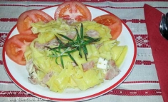 Paste de casa cu sunca si branza