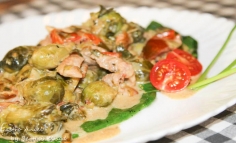 Varza de Bruxelles cu muschiulet de porc