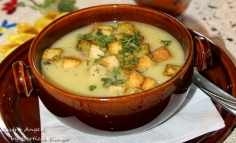 Supă cremă de usturoi