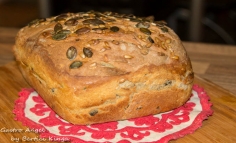 Pâine de secară cu măsline