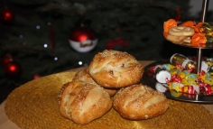 Chifle cu cașcaval și șuncă - cu dospeală