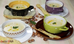 Supă cremă de năut și alune