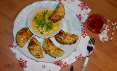 Boccele fragede umplute cu teriyakis cu carne