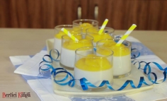 Desert cu lapte de cocos și mango