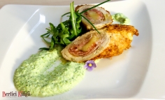 Ruladă de cotlet cu pireu de broccoli